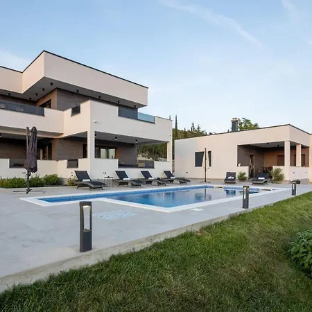 Bura Villa