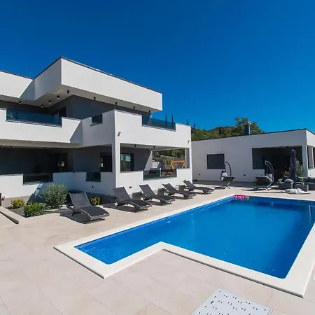 Bura Villa