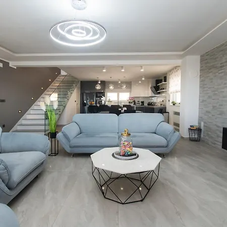 Villa Bura